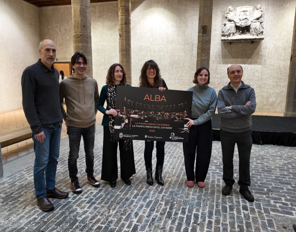Asistentes a la rueda de prensa del ciclo Alba